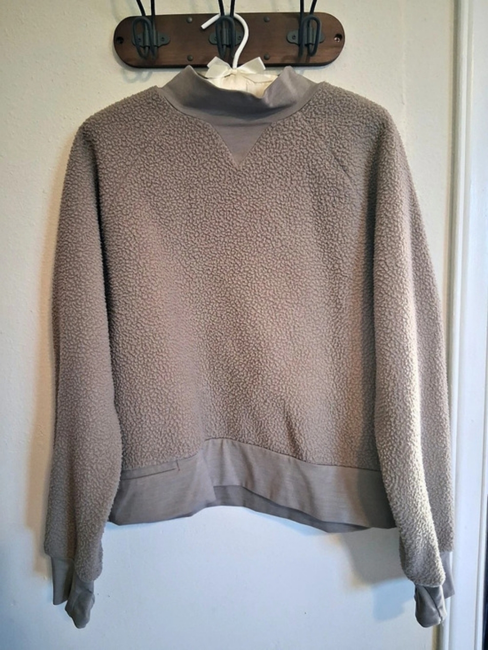 REI Women's Fleece Pullover Turtleneck in Tan Size Large Like New